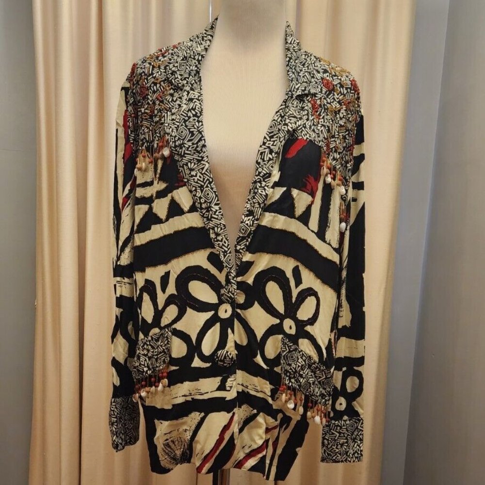 VTG. FAITH Small Lightweight Rayon Jacket Black White Red Beads and Seashells